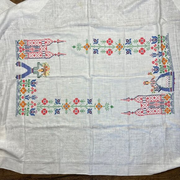 Vintage Folk-Art Cross Stitch Embroidered Linen Tablecloth & Napkins 68" x 50" - Picture 4 of 16